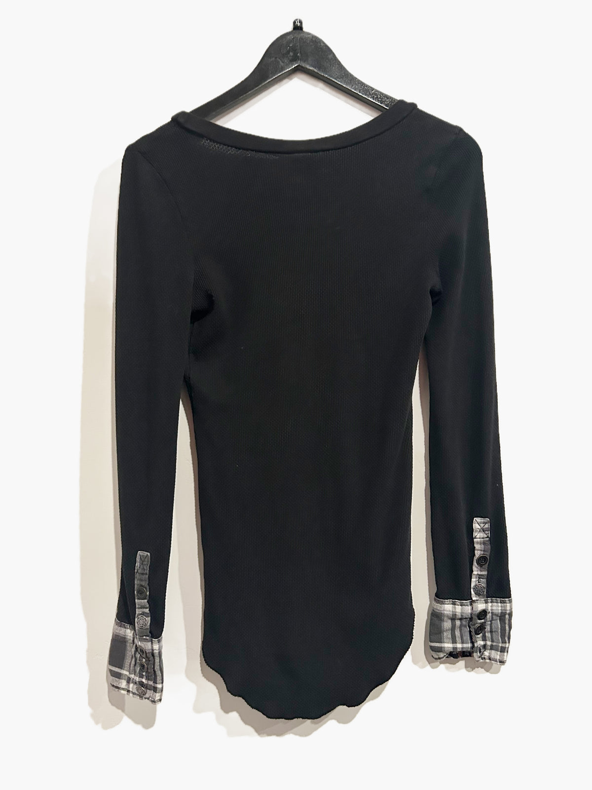 Free People Lou Flannel Cuff Thermal in Black - Large