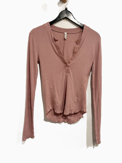 Free People One Of The Girls Henley in Mauve Swoon - Medium