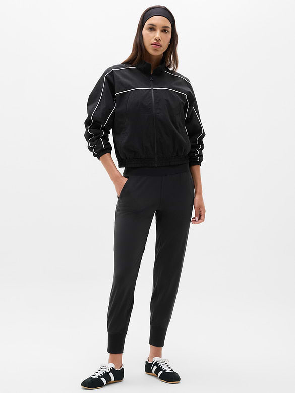 Athleta NWT Venice High Rise Jogger in Black - XS