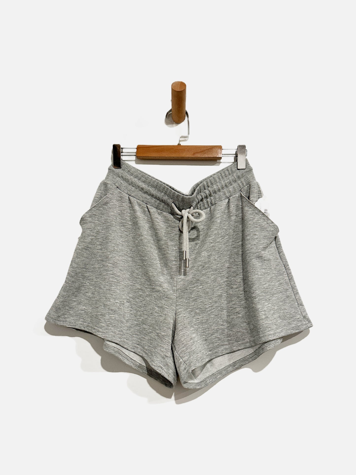 Alo Yoga Dreamy Gray Shorts - Medium