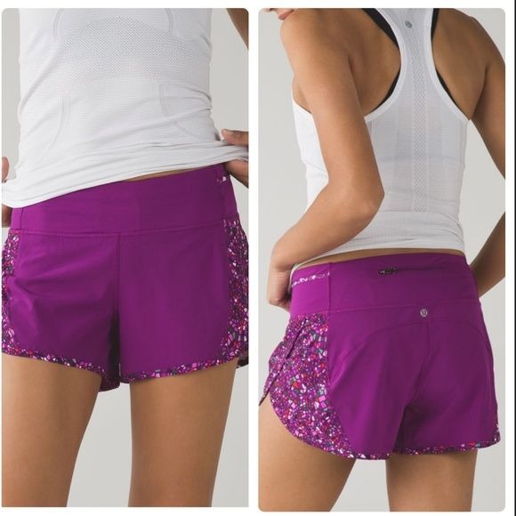 Lululemon Real Quick Short in Regal Plum / Paradise Camo Multi Size 6