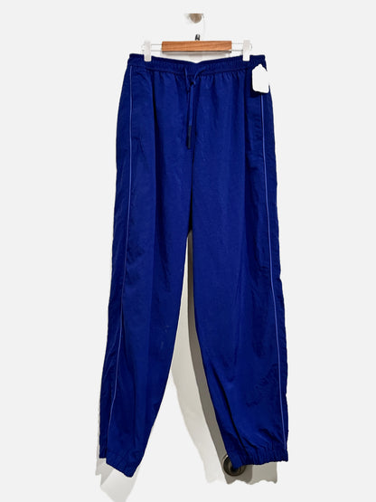 Lululemon License To Train Woven Mid-Rise Jogger in Deep Sea Blue - Small