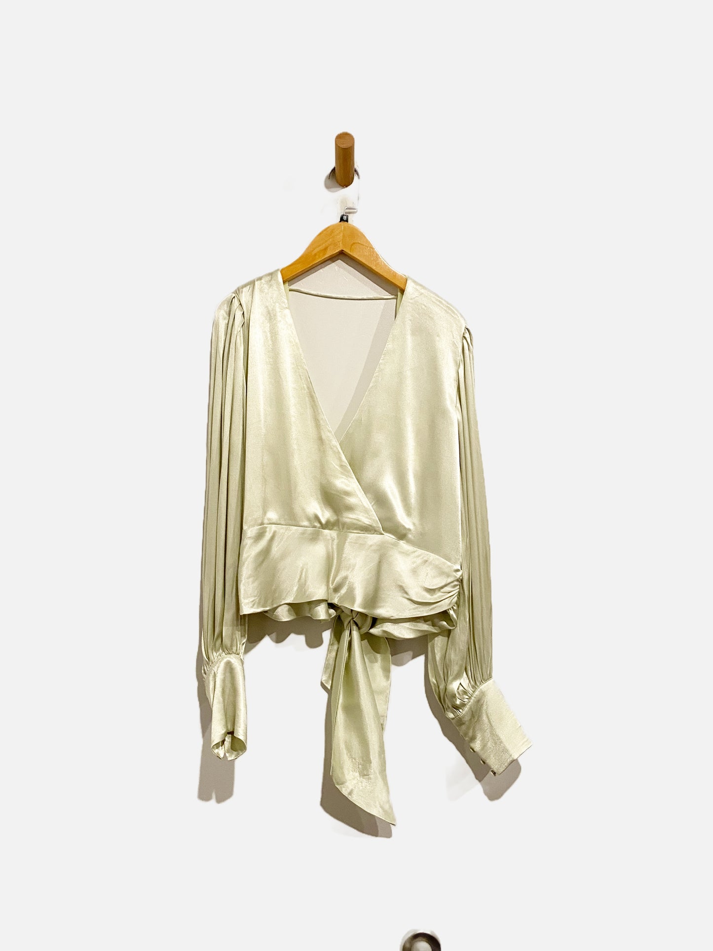 Bardot NWT Green Satin Tie Blouse - 8