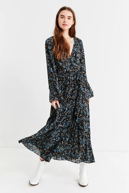 Urban Outfitters NWT Emma Grace Floral Maxi Dress - Small