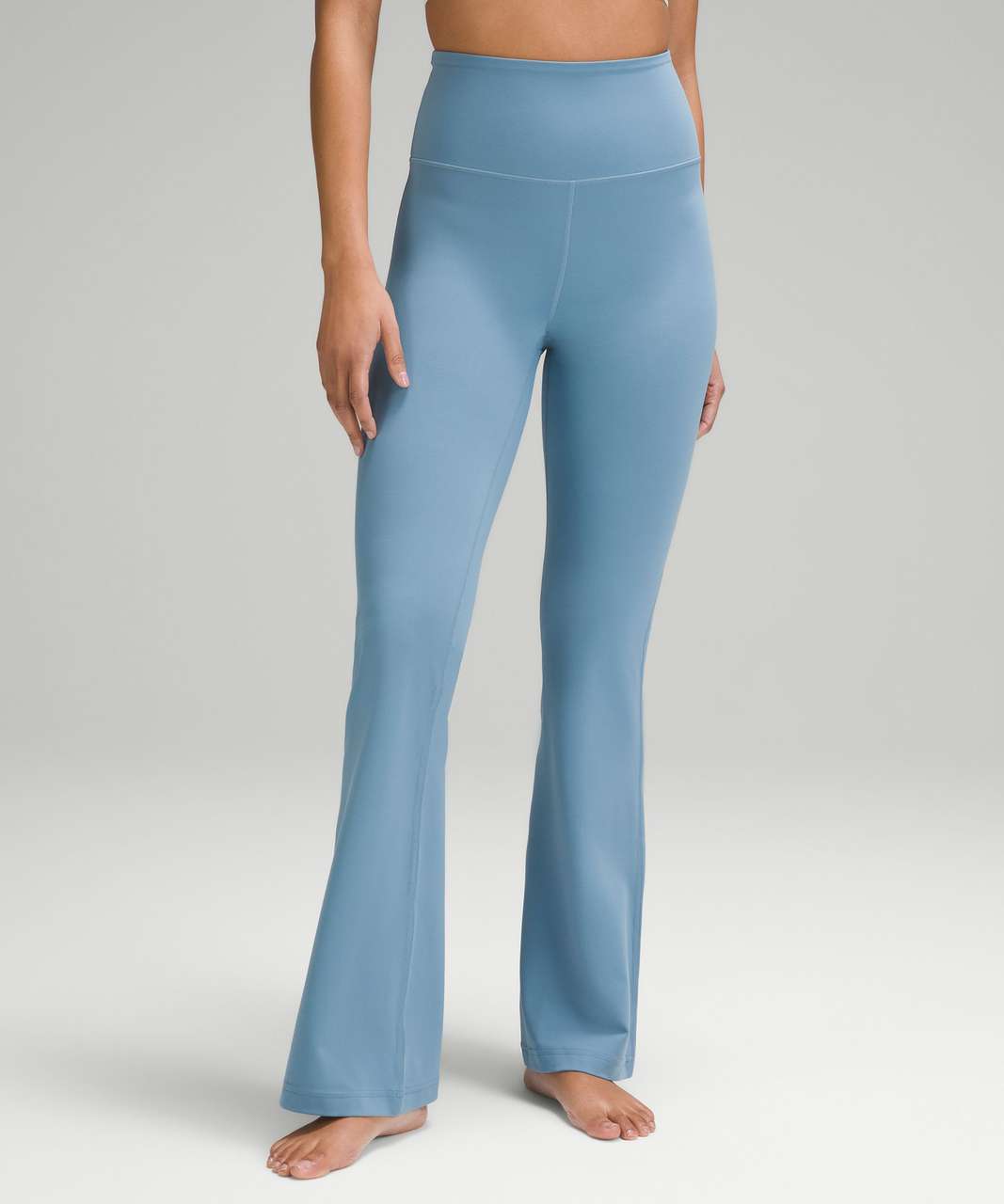 Lululemon Groove Super-High-Rise Flared Pant in Utility Blue - 8