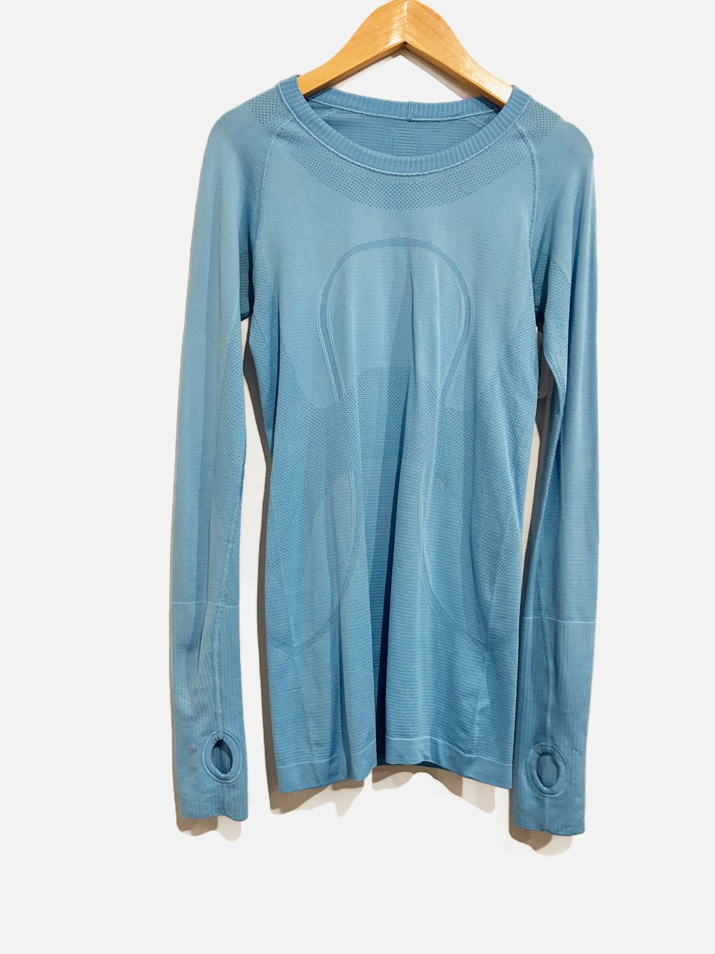 Lululemon Swiftly Tech Long Sleeve Crew in Aqua Smoke - 4