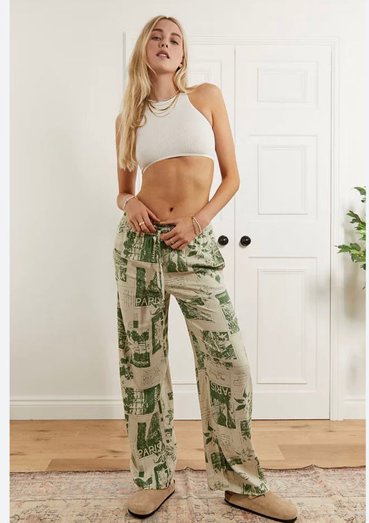 Urban Outfitters Carmen Pull on Green Printed Pants - XS