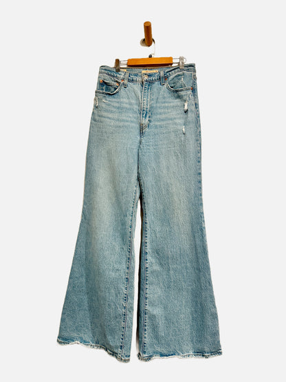 Levi's Ribcage Bell Jeans - 29