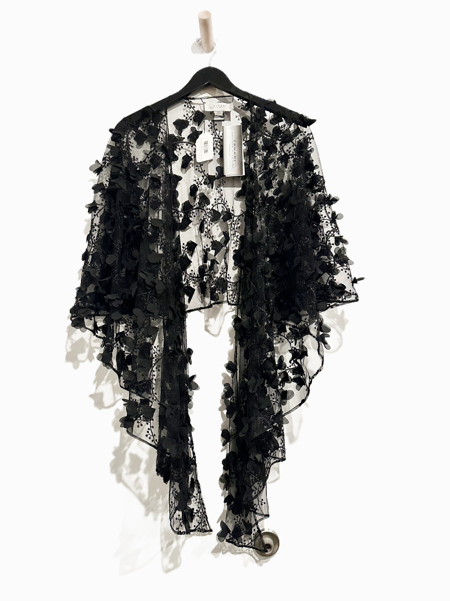 Tahari NWT Black Appliqué Embroidered Shawl - 0S