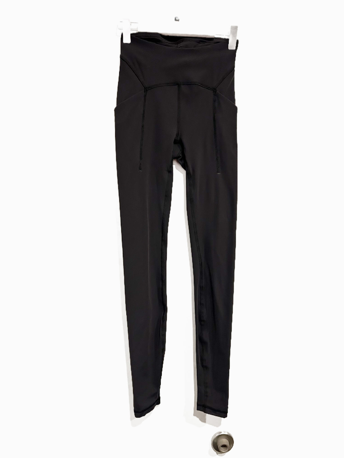 Lululemon Power Thru High-Rise Tight 28” in Black