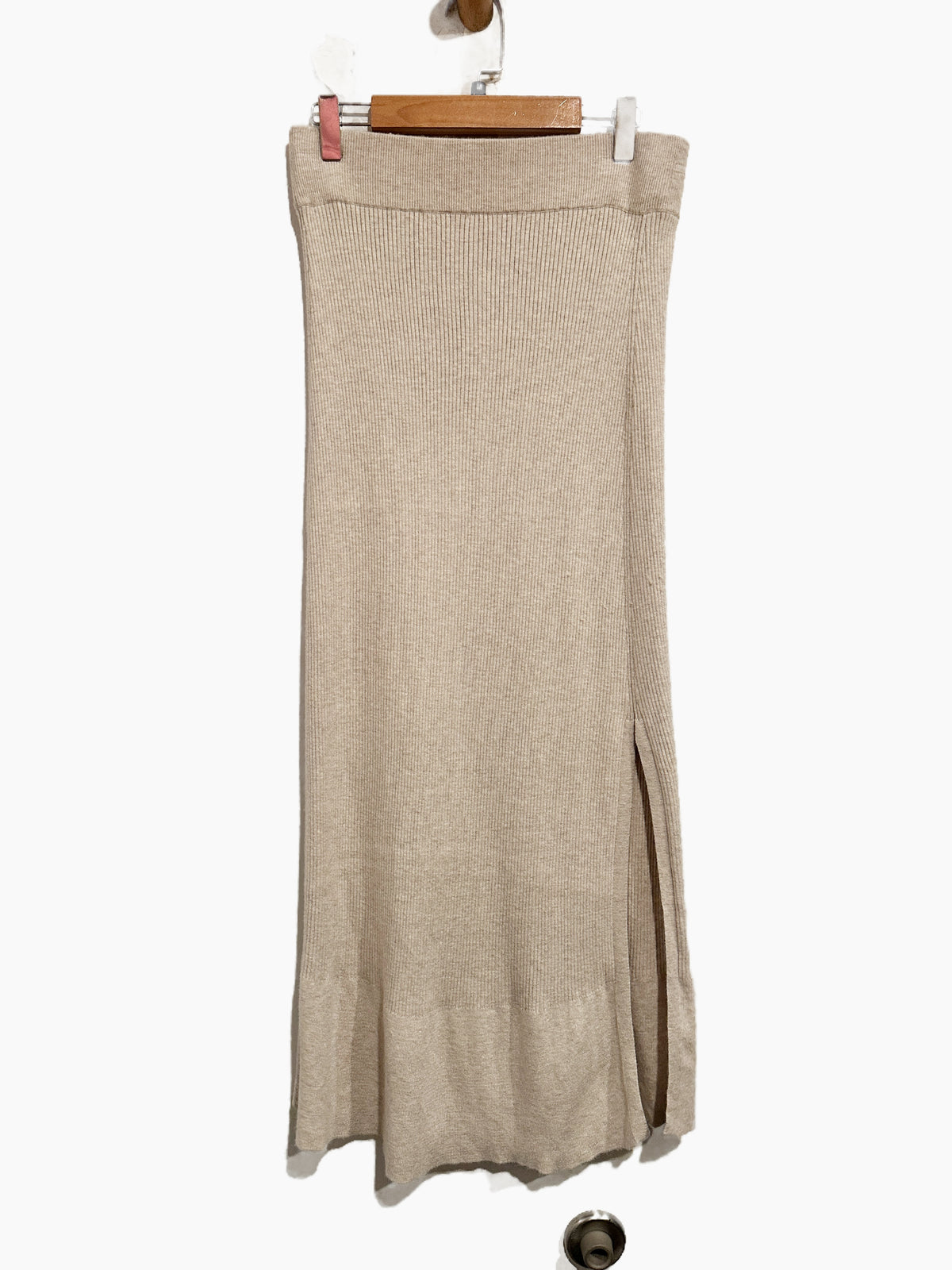 Splendid Georgie Rib-Knit Midi Skirt in Oat Heather - Medium