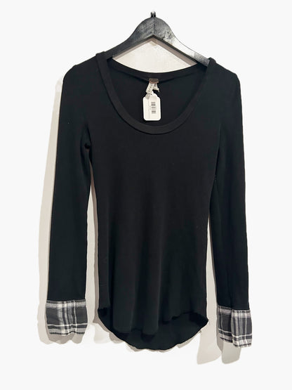 Free People Lou Flannel Cuff Thermal in Black - Large