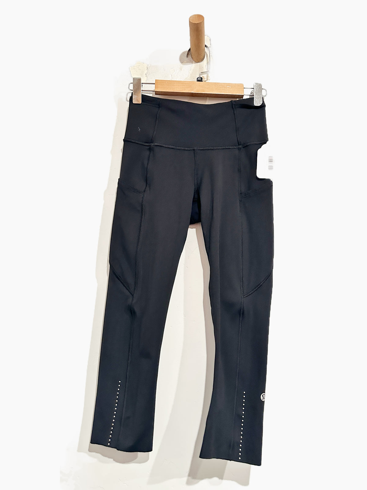 Lululemon Fast & Free Crop 19" in Black - 2