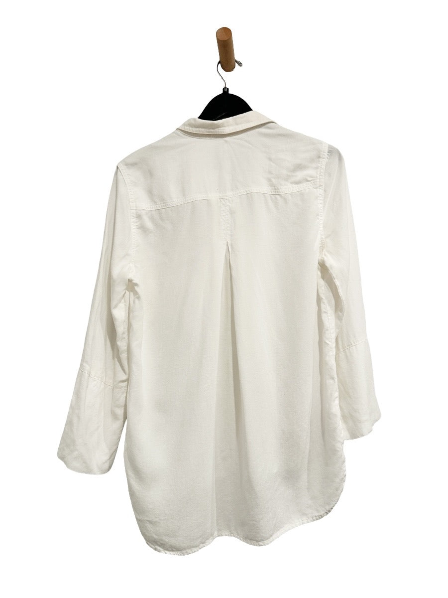 Cloth & Stone White Shirt Tail Button Down - Medium