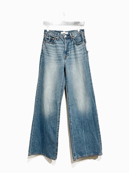 Levi’s Ribcage Wide Leg Jeans in Not The Same - 25