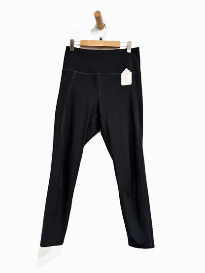 Girlfriend Collective Compressive High Rise 7/8 Leggings in Black - Medium