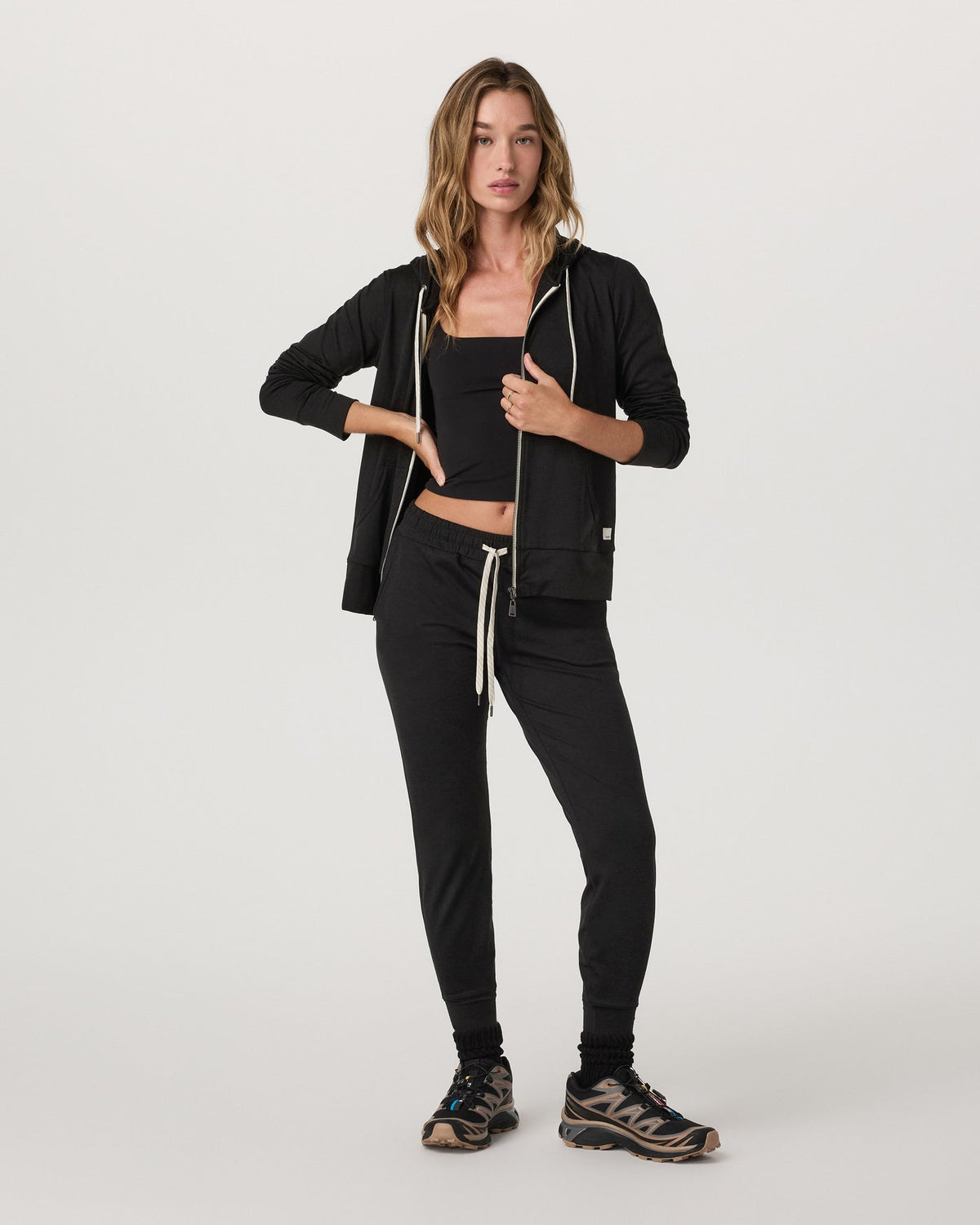 Vuori Halo Performance Hoodie 2.0 in Black - Medium