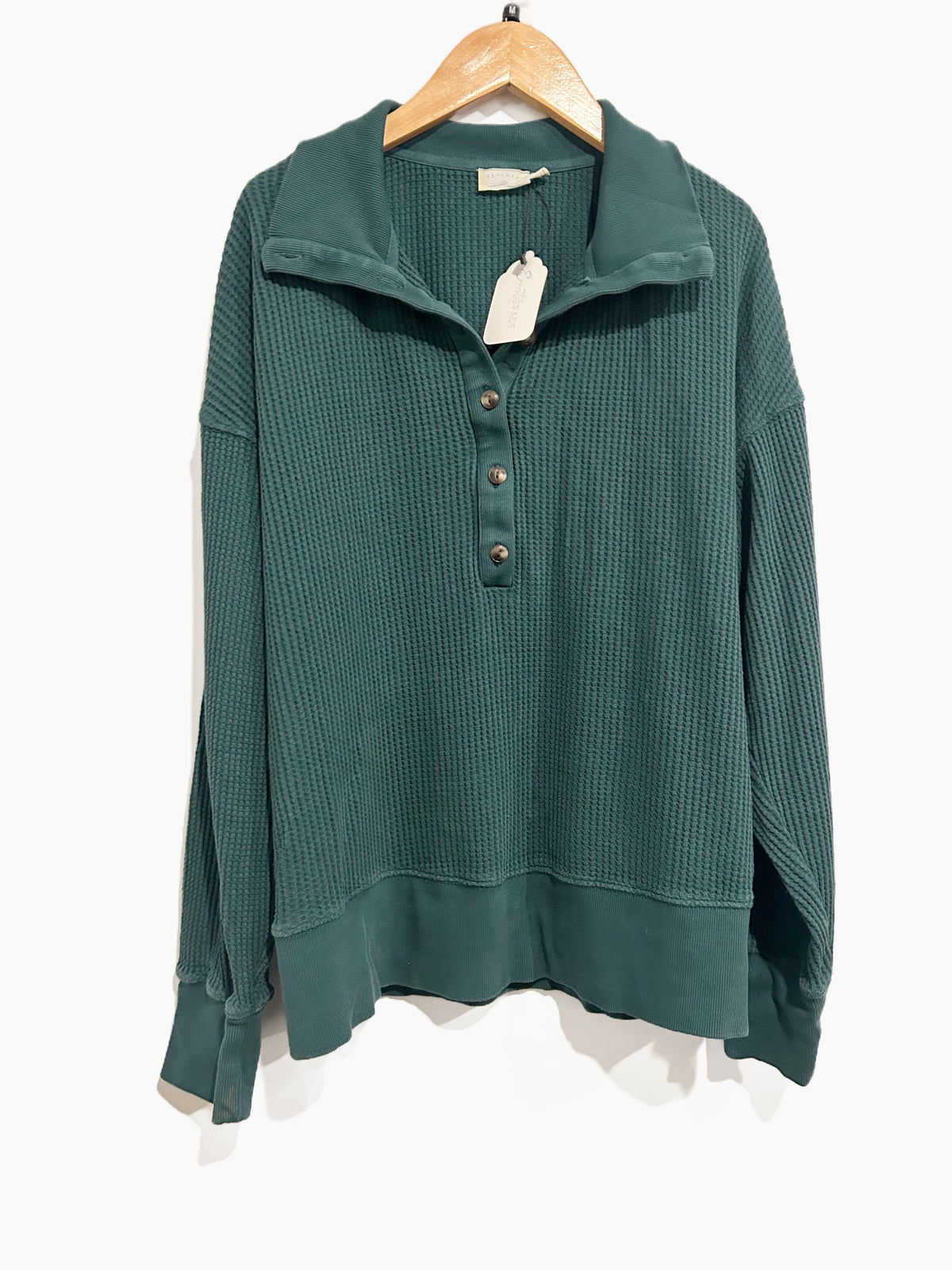 Faherty Apres Waffle Henley in Seamoss - Medium