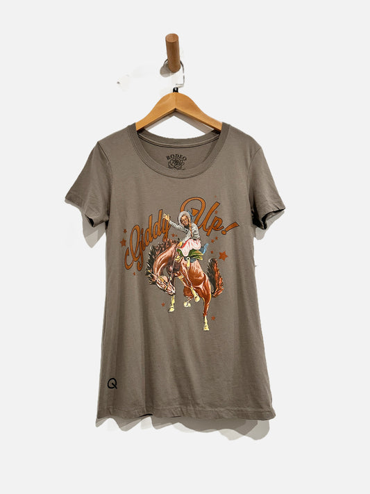 Rodeo Quincy Giddy Up Graphic Tee - Medium