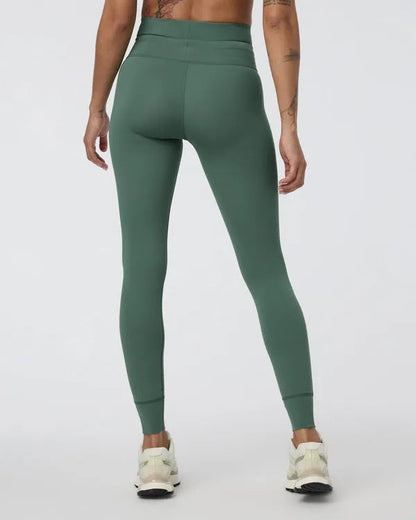 Vuori Daily Legging in Agate Green - Small