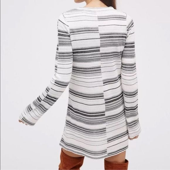 Free People Rave On White and Gray Striped Long Sleeve Knit Dress Size Medium