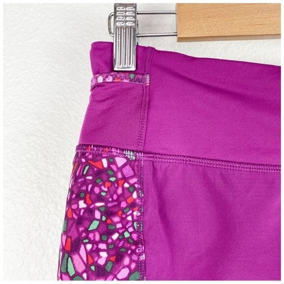 Lululemon Real Quick Short in Regal Plum / Paradise Camo Multi Size 6