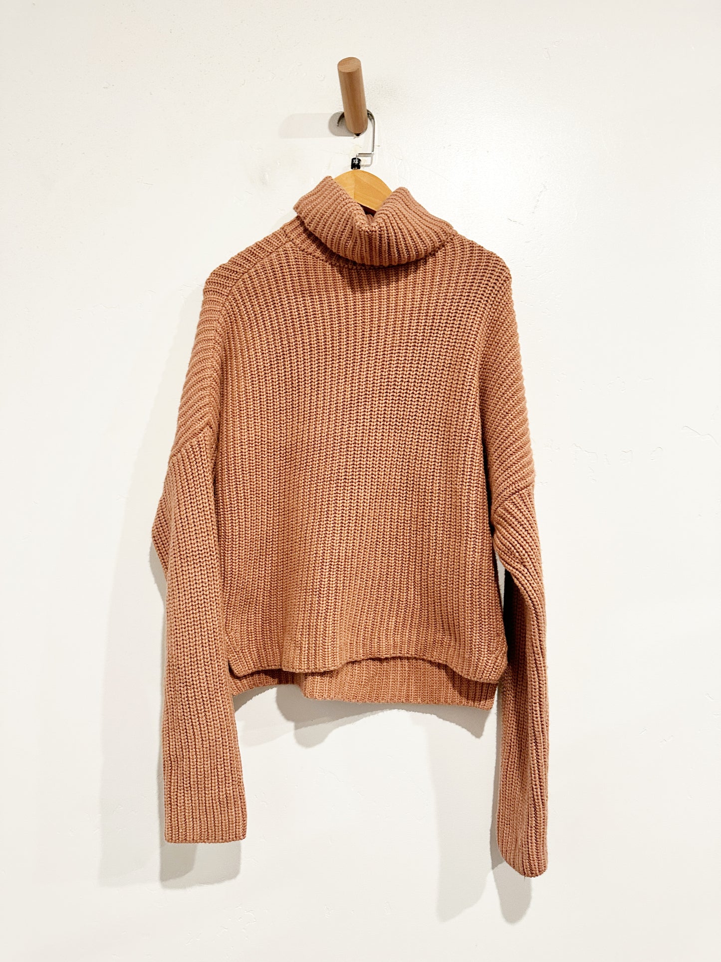 Abercrombie & Fitch Brown Turtleneck Sweater - XS