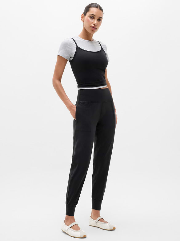 Athleta Salutation High Rise Jogger in Black - XL
