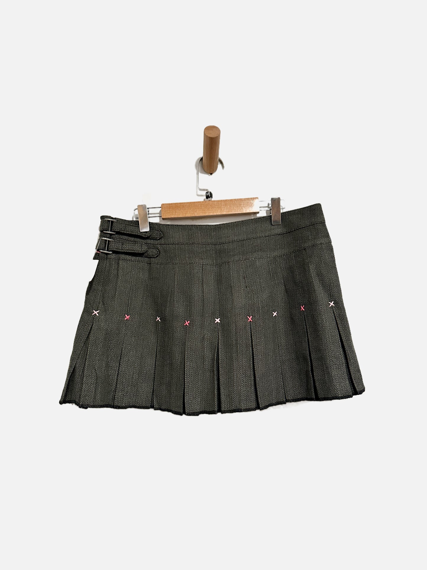 Wet Seal Y2K Gray Herringbone Embroidered Flower Pleated Mini Skirt - 5