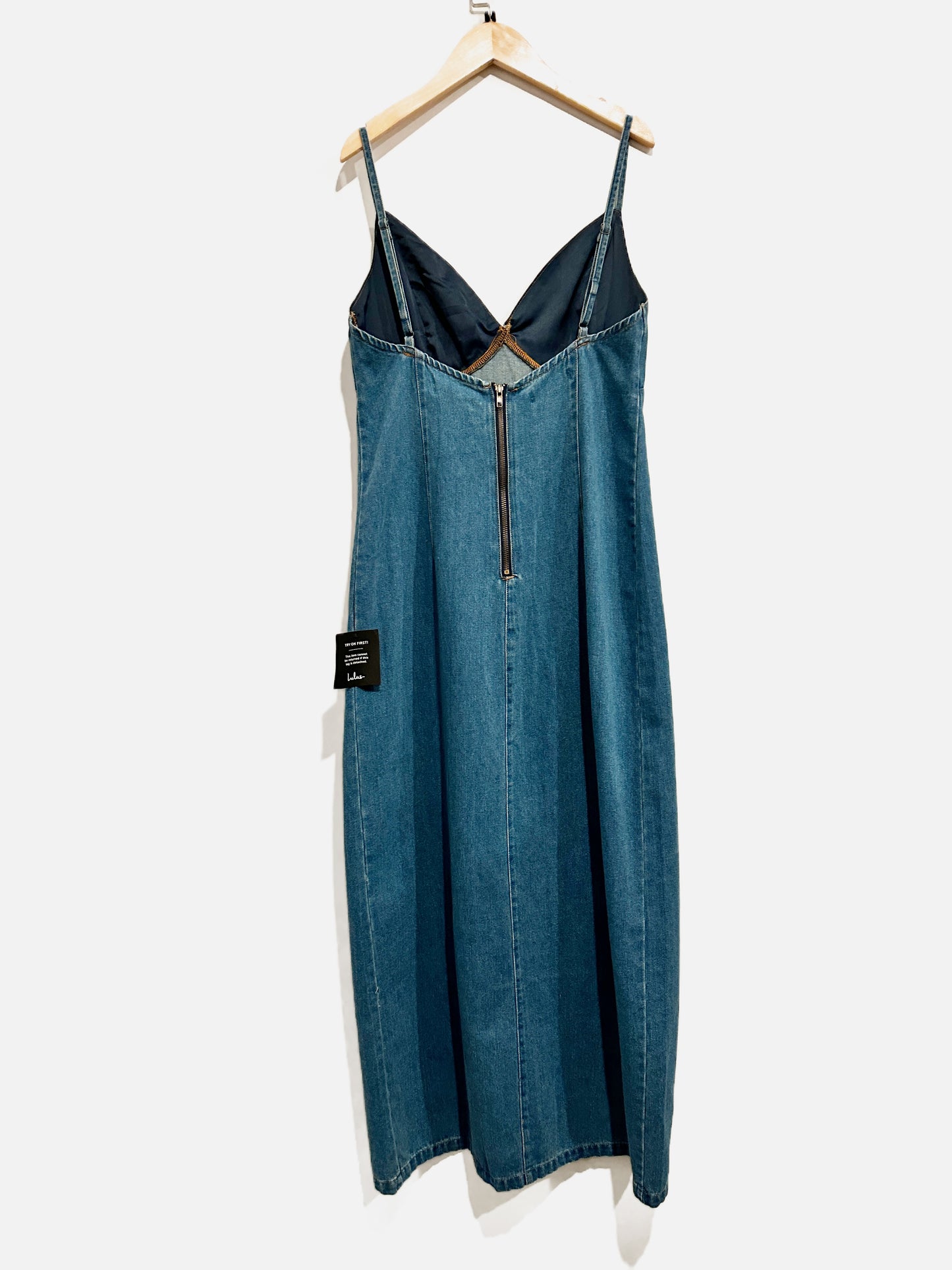 Lulus NWT Denim Midi Dress - Medium