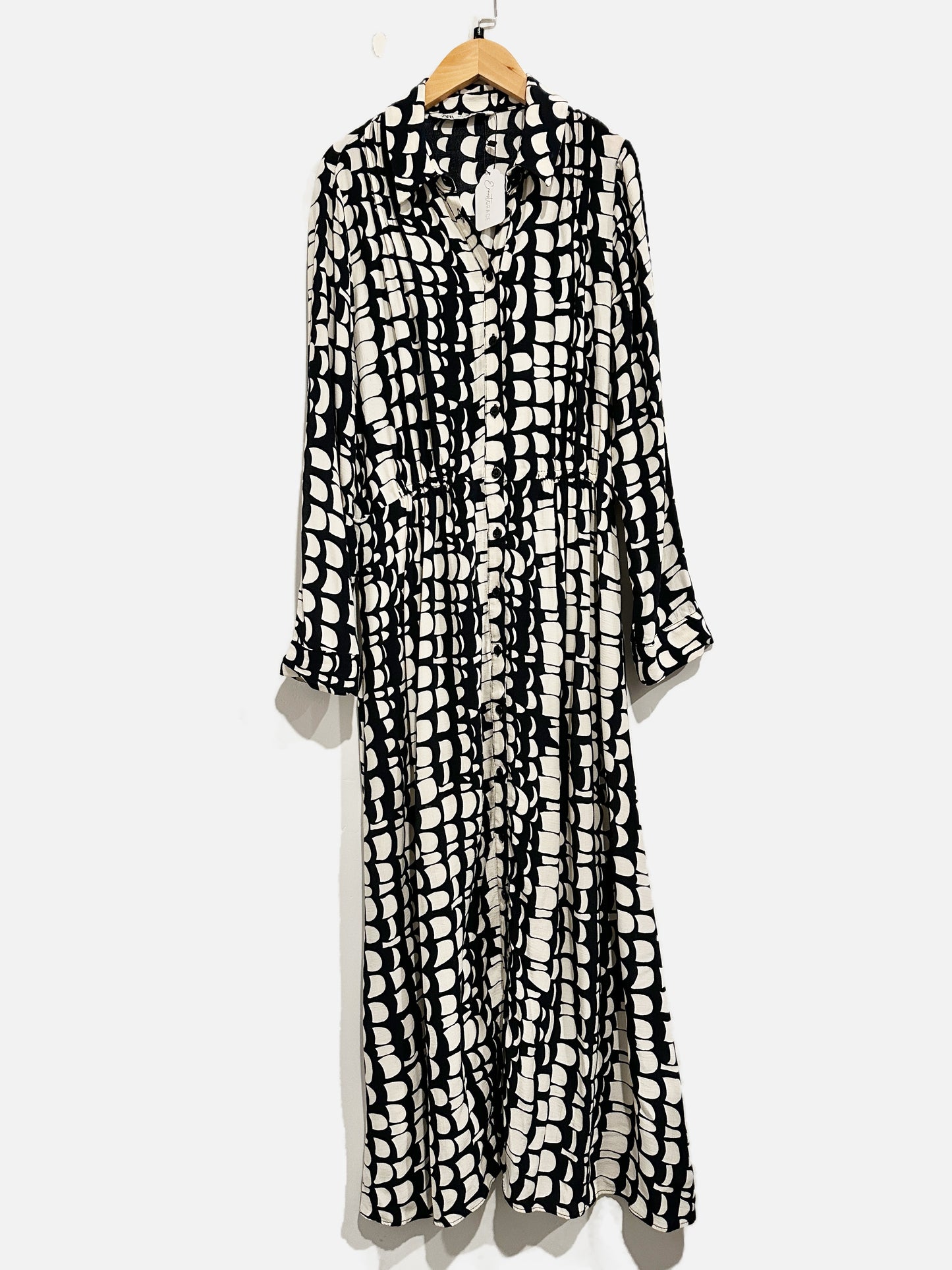 Zara Black/White Pattern Dress - Small