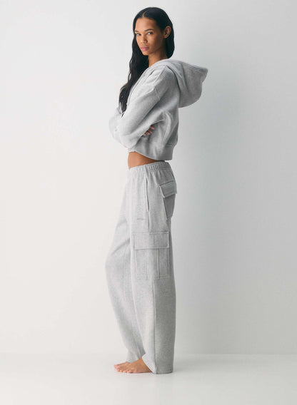 Aritzia Cozy Sweatfleece Mega Cargo Sweatpant in Heather Chrome - Small