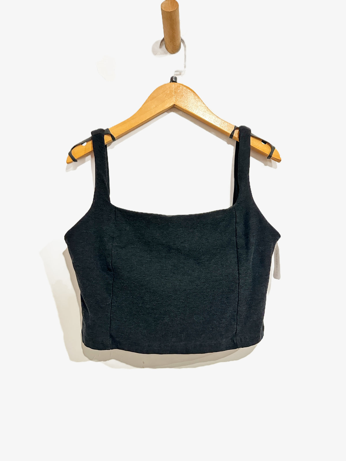Beyond Yoga Spacedye Impress Cropped Tank in Darkest Night - Large