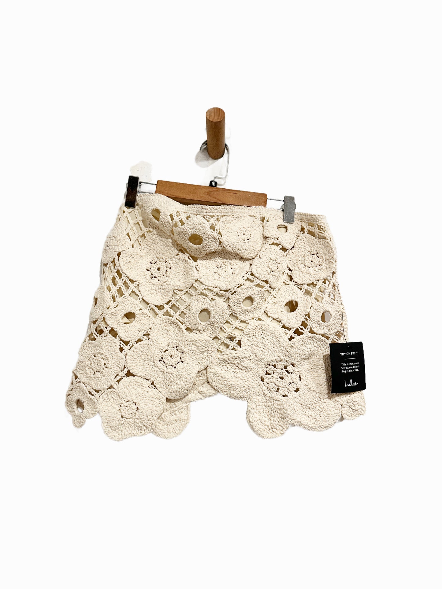 NWT Lulus Envied Attitude Beige Crochet Strapless Crop Top - Medium