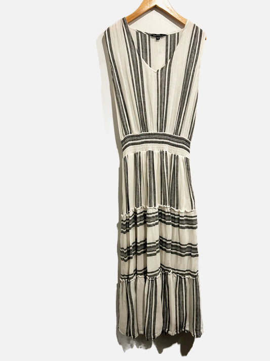 Velvet Heart White and Gray Stripe Midi Dress - Small