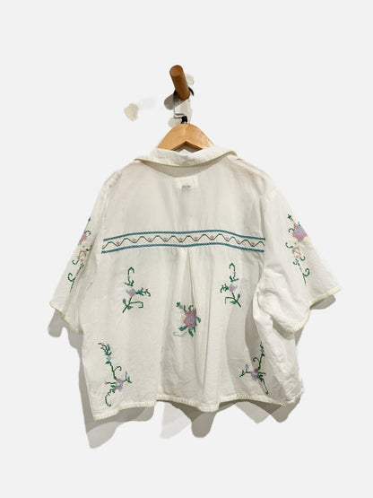 American Eagle White Embroidered Blouse - Large