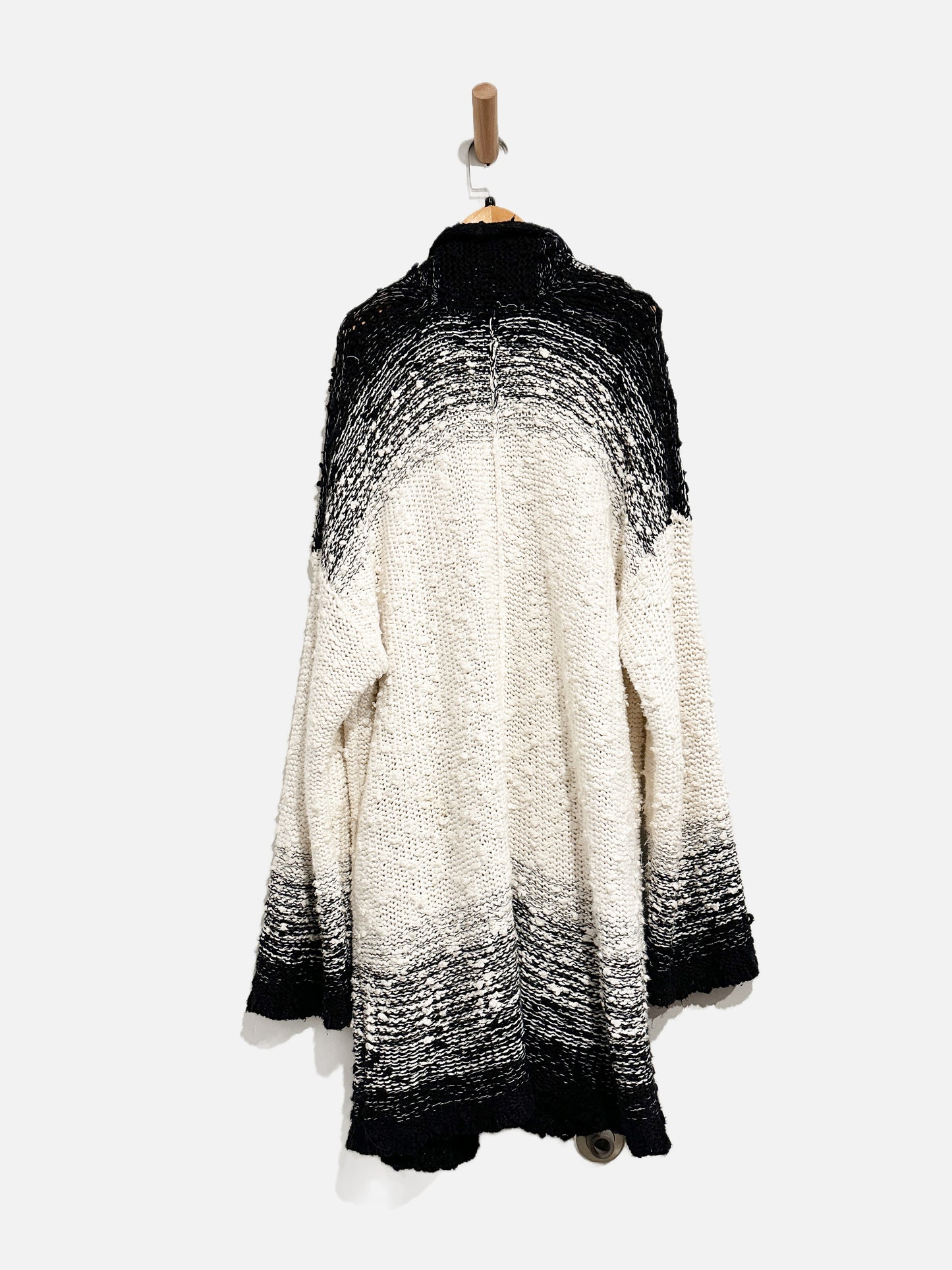 Anthropologie Akemi + Kin White/Black Cable Knit Duster - Large