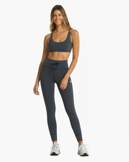 Vuori Daily Leggings in Ink Stripe Stripe - Small