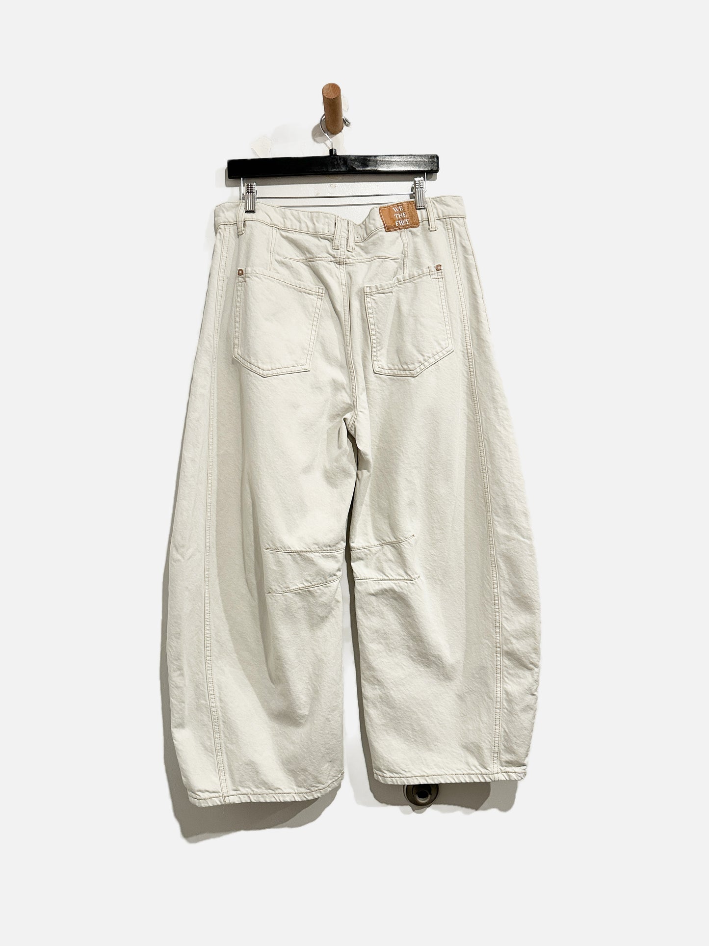 Free People Cream Barrel Pants - 31