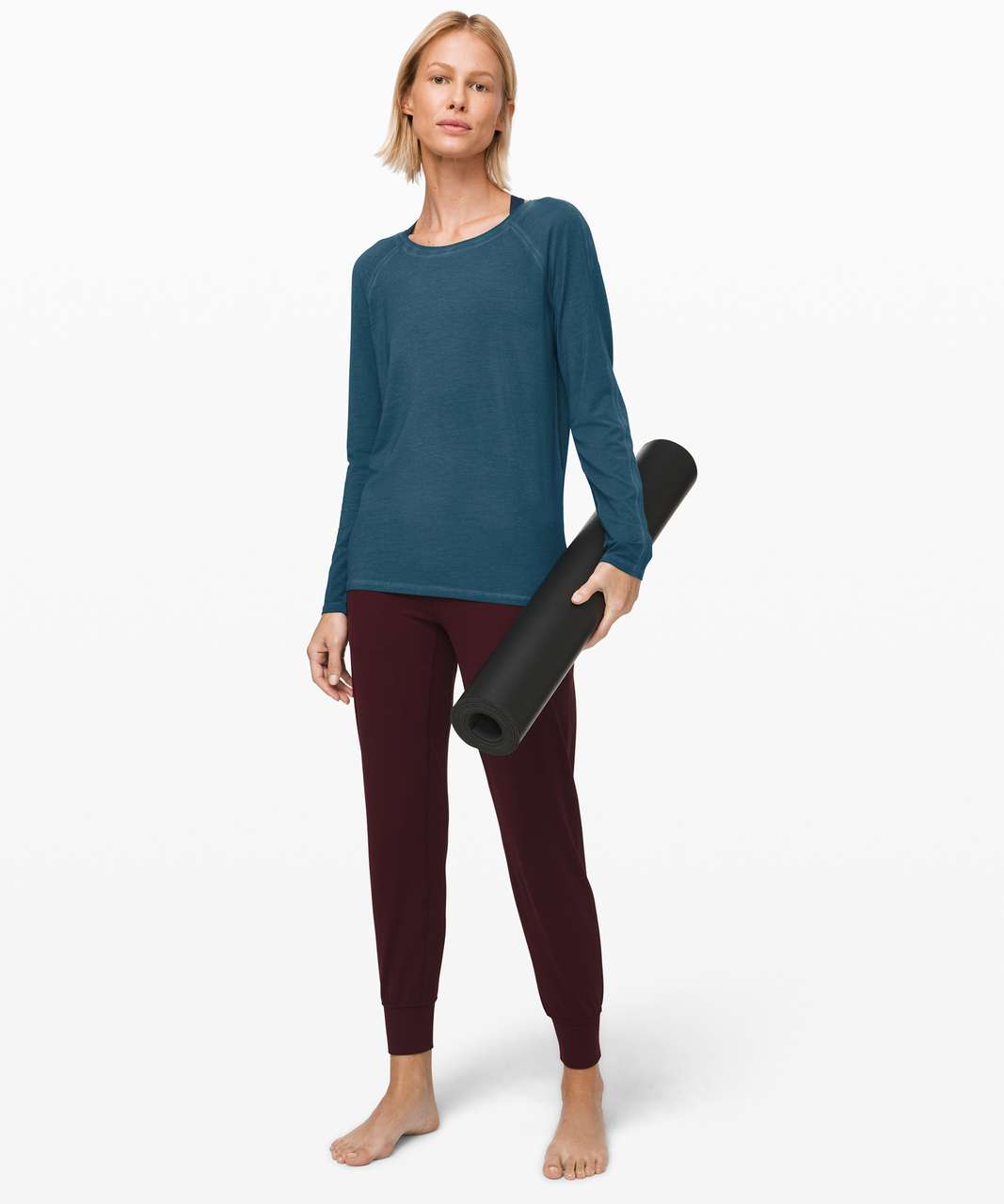 Lululemon Emerald Long Sleeve in Washed Night Diver