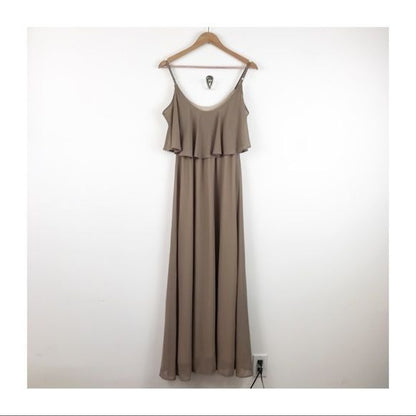Show Me Your Mumu Caitlin Ruffle Maxi Dress in Dune Chiffon Size XS