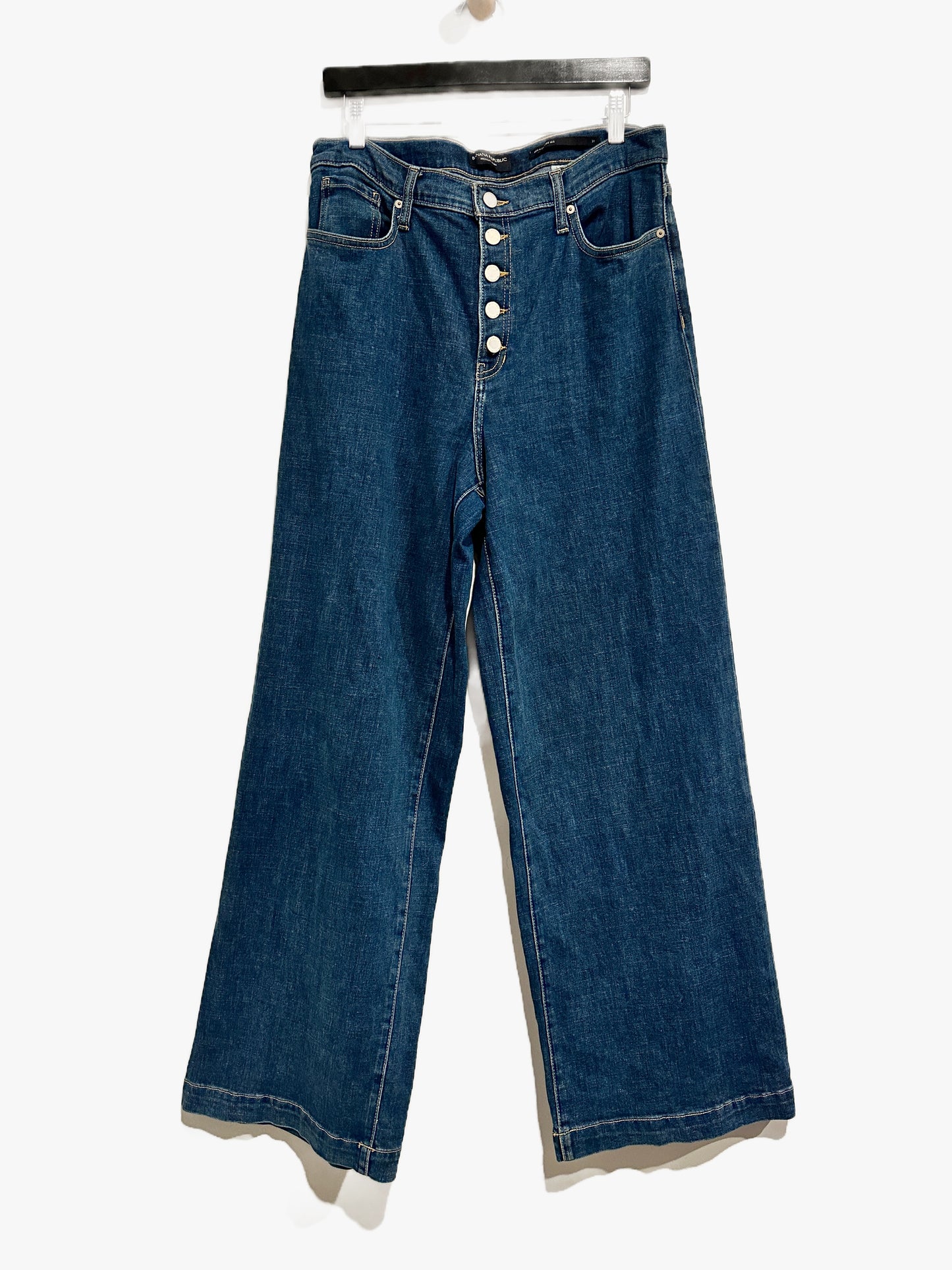 Banana Republic High Rise Wide Leg Jean - 31