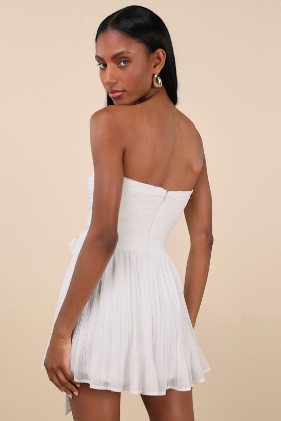 NWT Lulus Seriously Sensational White Strapless Romper - Medium