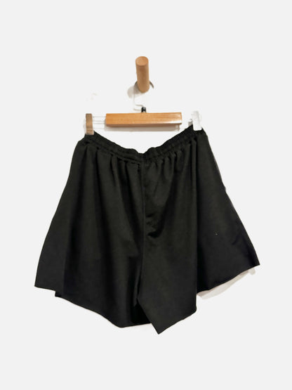 Vuori Women’s Black Boyfriend Shorts - Small