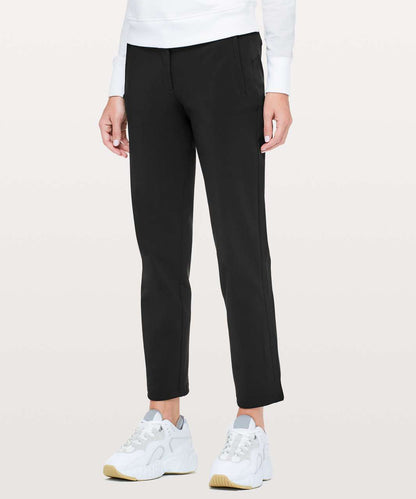 Lululemon On The Move Pant 28" in Black - 10