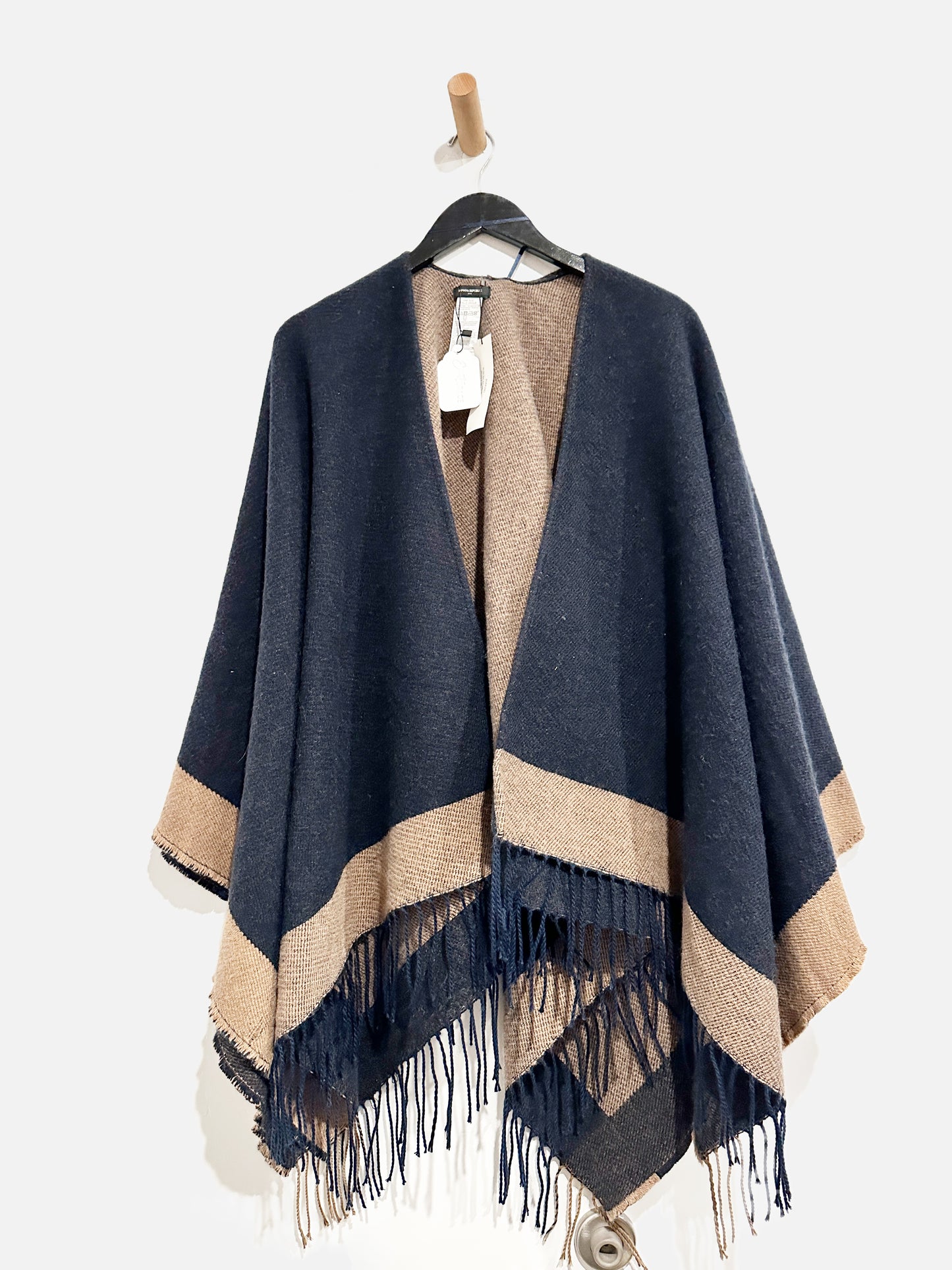 Banana Republic Factory Navy and Tan Poncho - OS