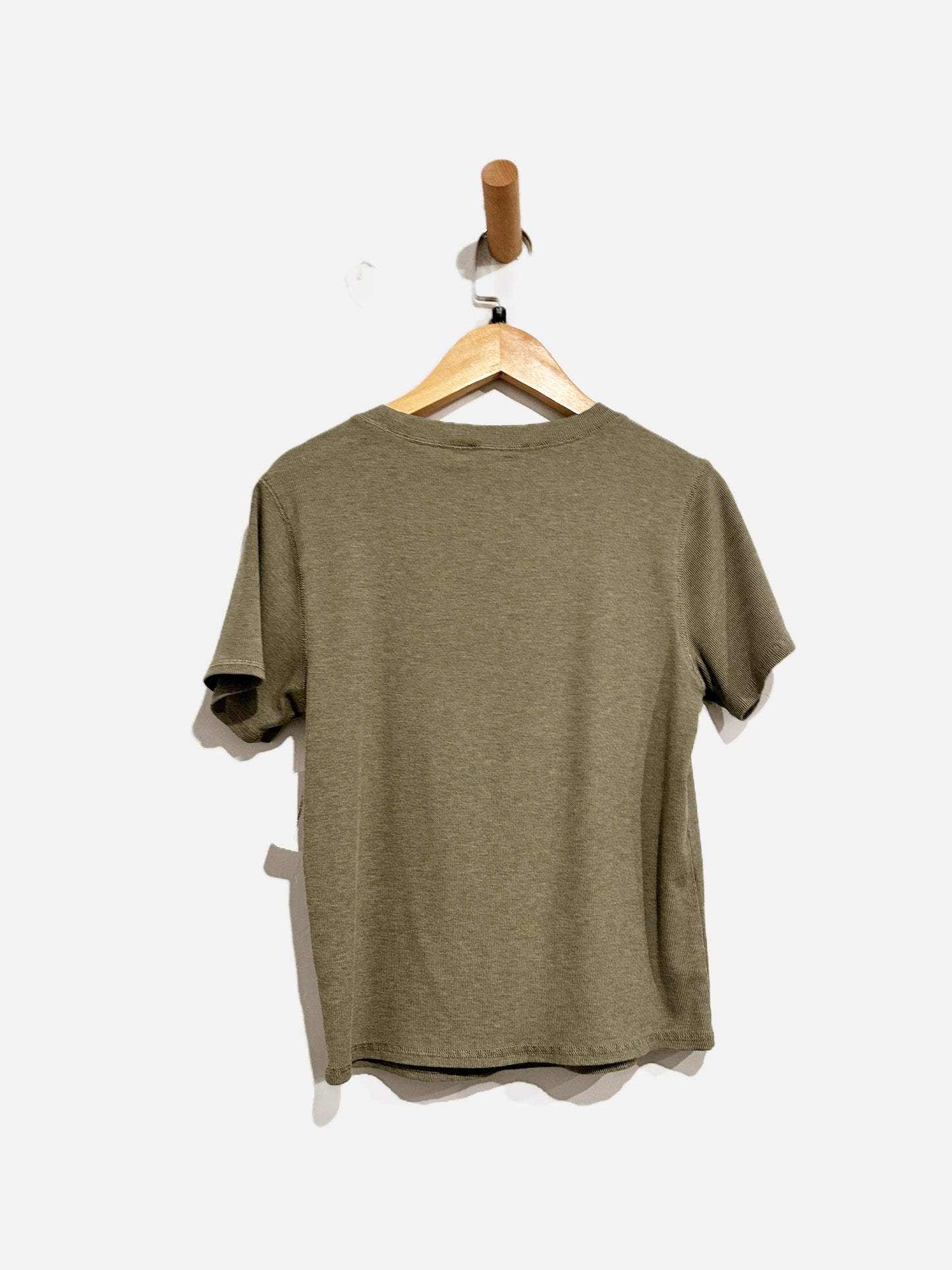 Vuori Pose Fitted Tee - Medium