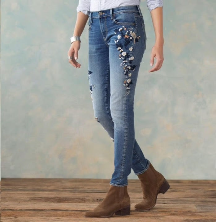 Driftwood Jackie Embroidered Skinny Jeans in Milan - 28