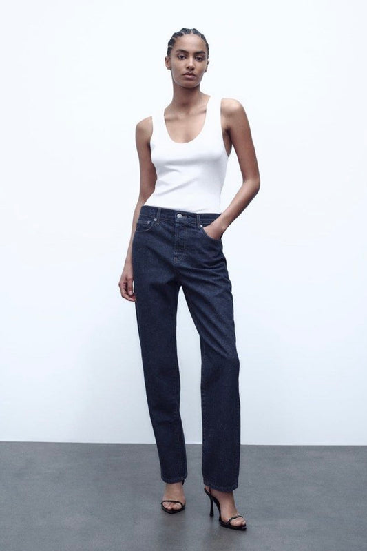 Zara Dark Wash Relaxed Fit Jeans - 6