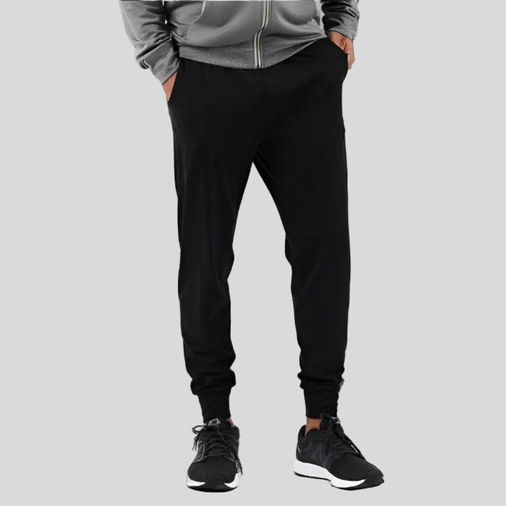Vuori Men’s Sunday Performance Jogger in Black - Medium